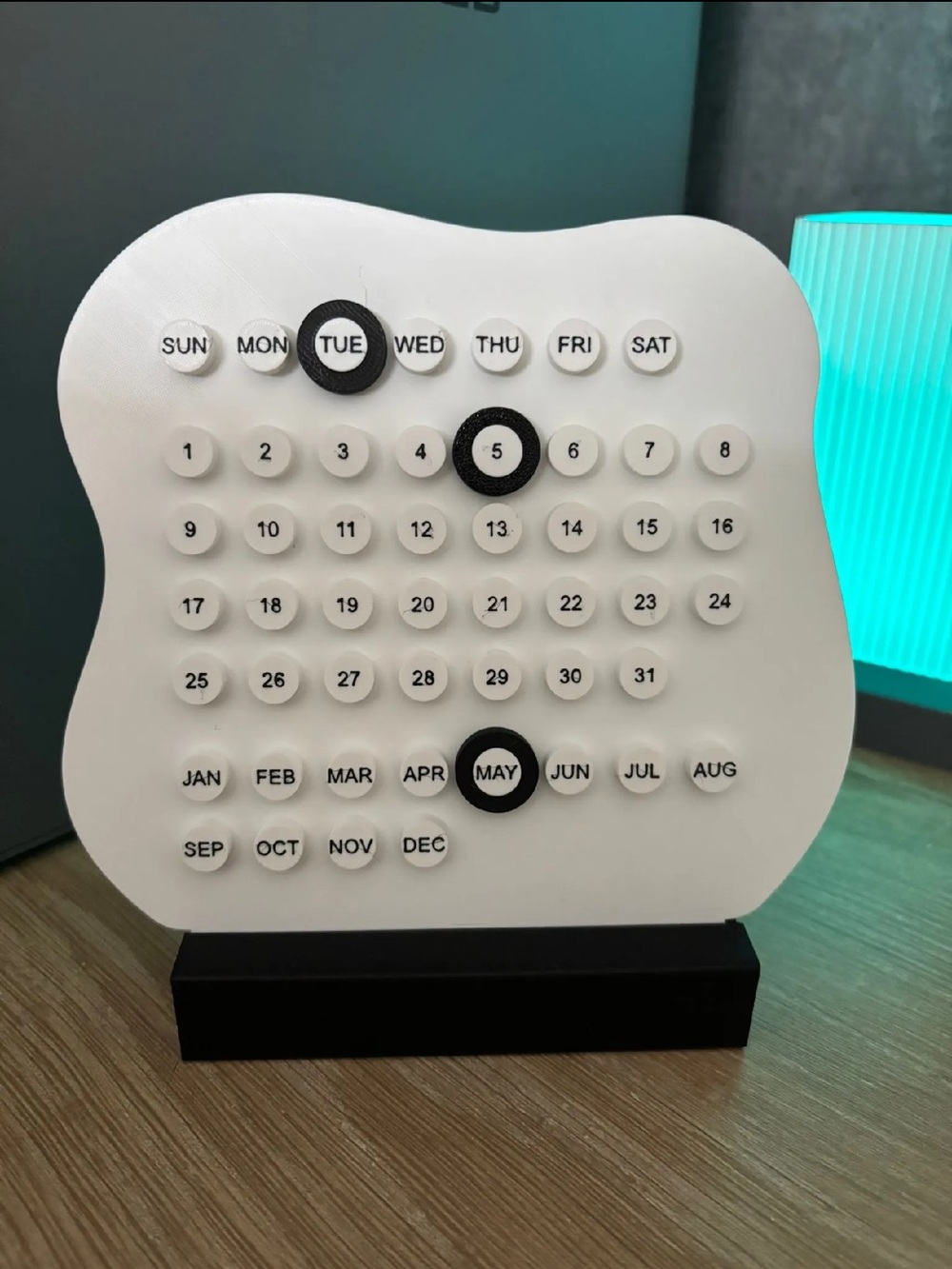 Perpetual Desktop Calendar - White with Black Accents